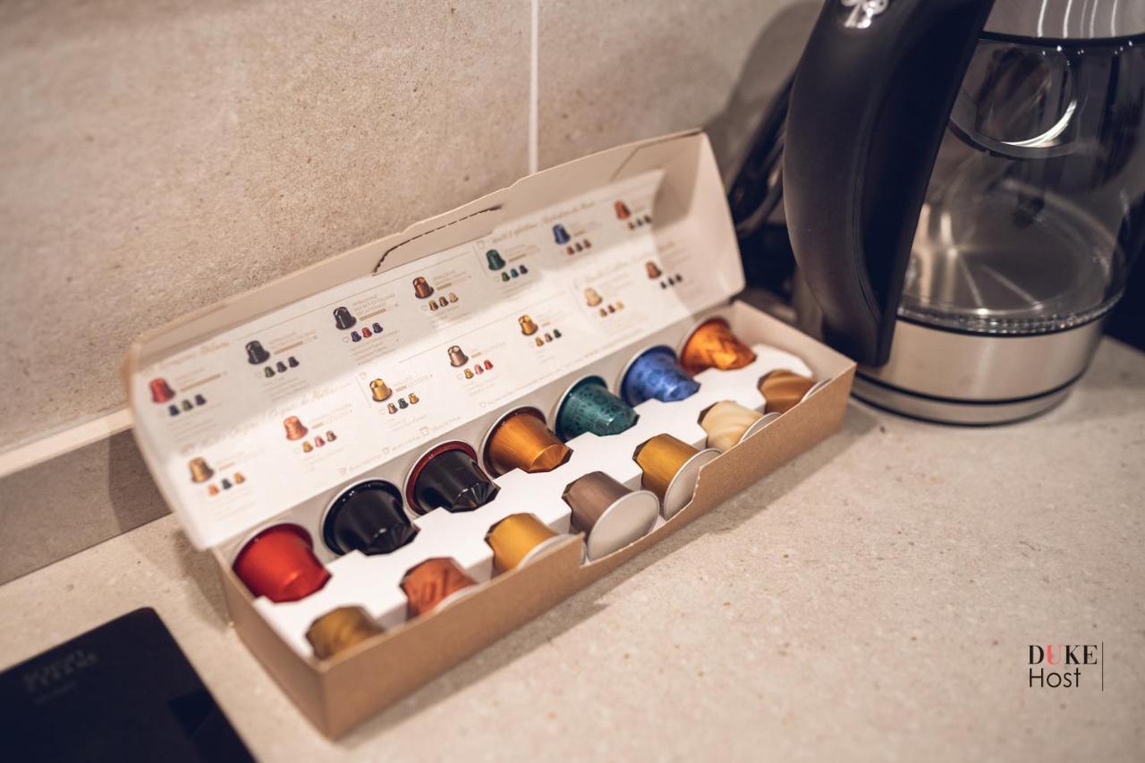Castilla Luxury 1B Apartment マドリード エクステリア 写真