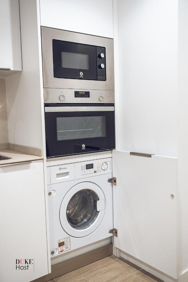 Castilla Luxury 1B Apartment マドリード エクステリア 写真